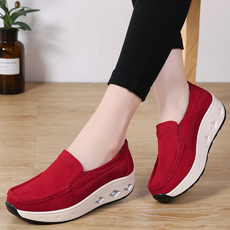 2019 Spring women flats platform shoes ladies suede leather shoes women slip on casual sneakers shoes moccasins womens shoes
